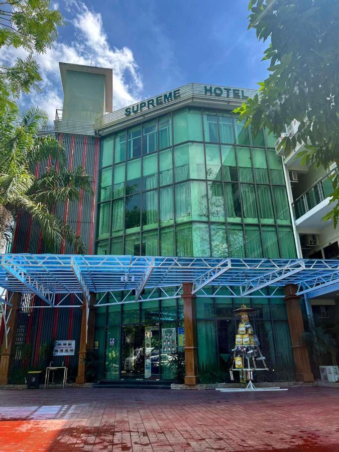 Supreme Hotel Yangon Dış mekan fotoğraf