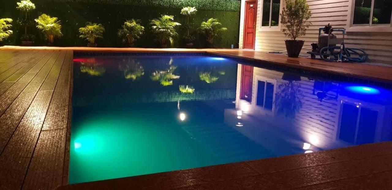 Supreme Hotel Yangon Dış mekan fotoğraf